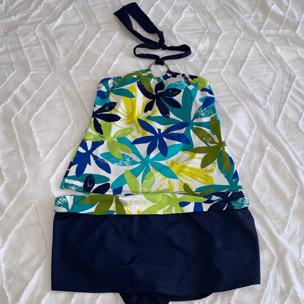 LA BLANCA swim